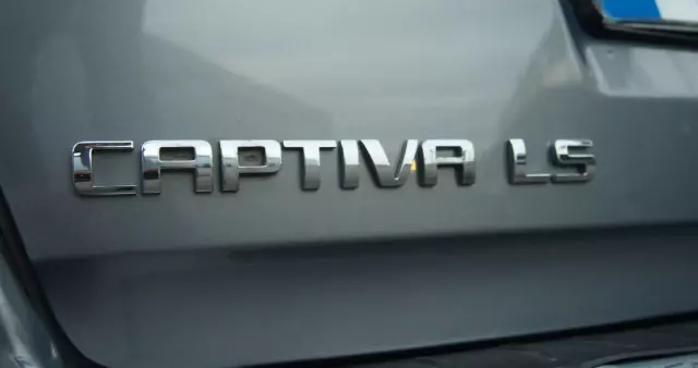 CHEVROLET Captiva 2.4 2WD 7 Sitzer LS Family Edition