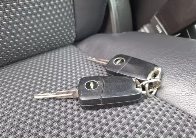 CHEVROLET Captiva 2.4 2WD 7 Sitzer LS Family Edition