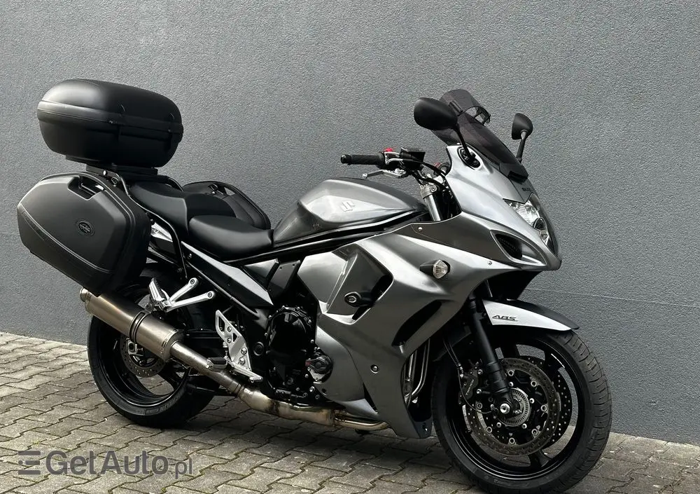 SUZUKI GSX-F - Katana 