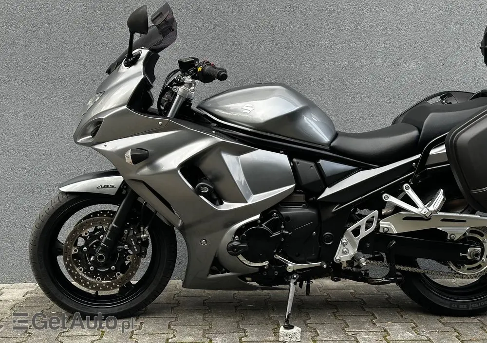 SUZUKI GSX-F - Katana 