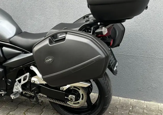 SUZUKI GSX-F - Katana 