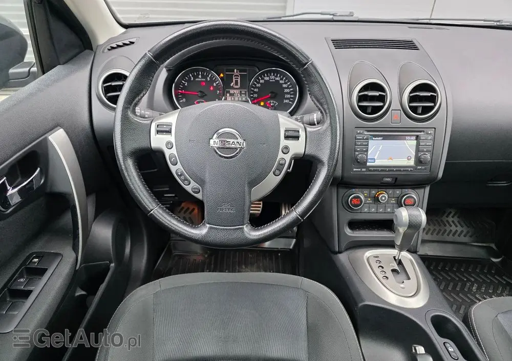 NISSAN Qashqai 2.0 Acenta Pack CVT
