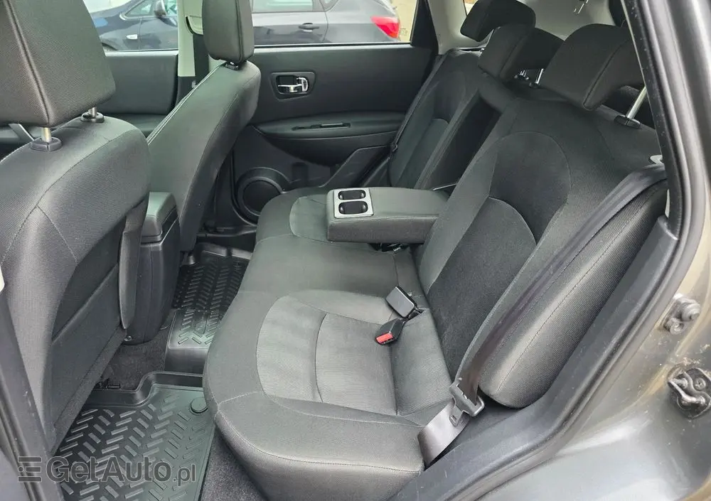 NISSAN Qashqai 2.0 Acenta Pack CVT
