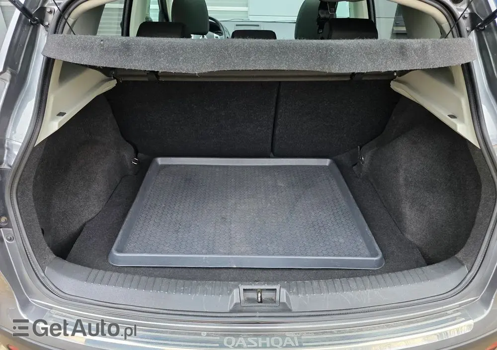 NISSAN Qashqai 2.0 Acenta Pack CVT