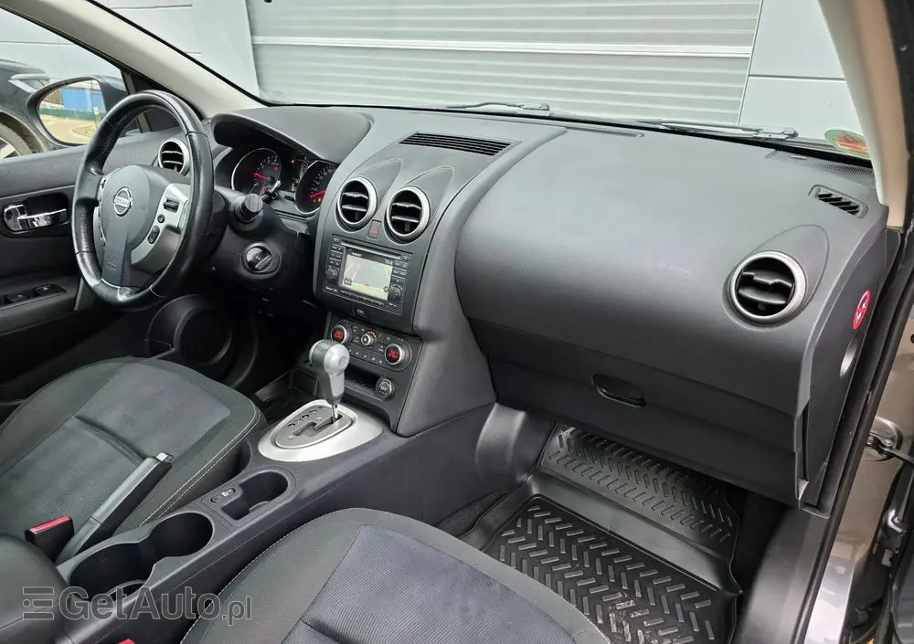 NISSAN Qashqai 2.0 Acenta Pack CVT