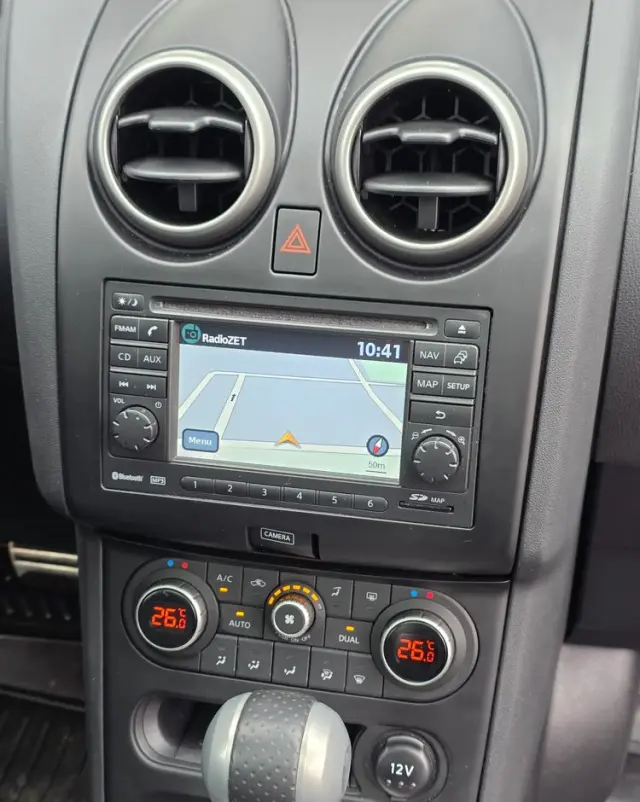 NISSAN Qashqai 2.0 Acenta Pack CVT