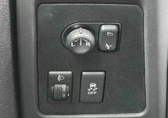 NISSAN Qashqai 2.0 Acenta Pack CVT
