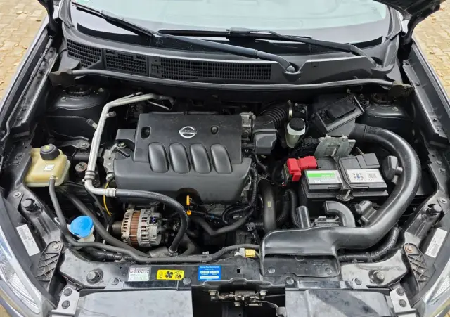 NISSAN Qashqai 2.0 Acenta Pack CVT