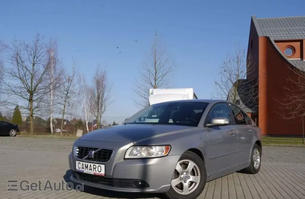 VOLVO S40 