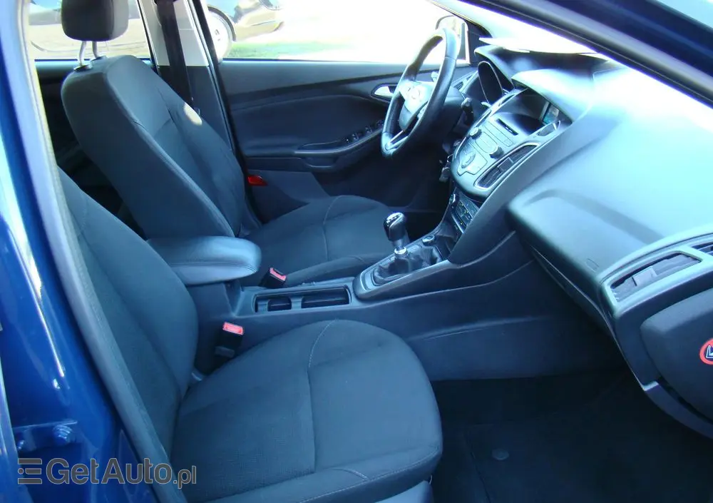 FORD Focus Turnier 1.5 TDCi DPF Start-Stopp-System Business