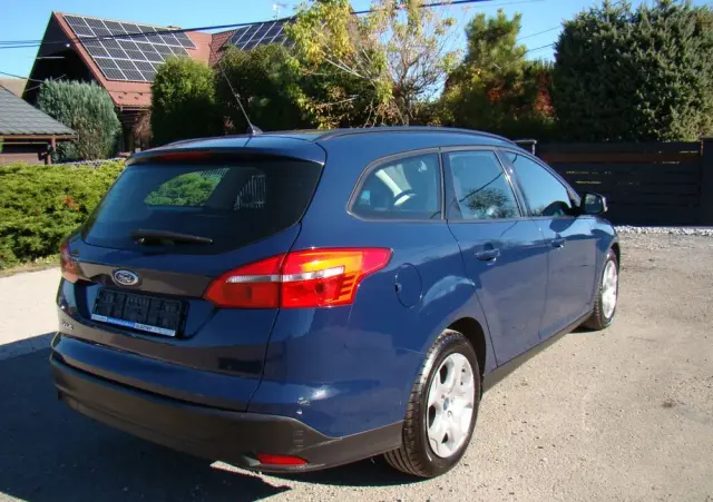 FORD Focus Turnier 1.5 TDCi DPF Start-Stopp-System Business
