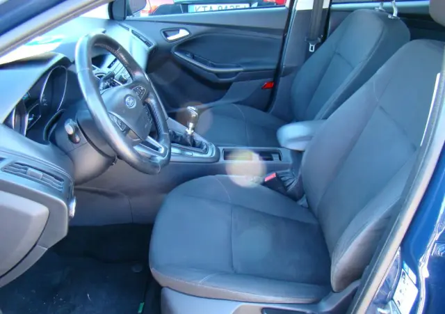 FORD Focus Turnier 1.5 TDCi DPF Start-Stopp-System Business