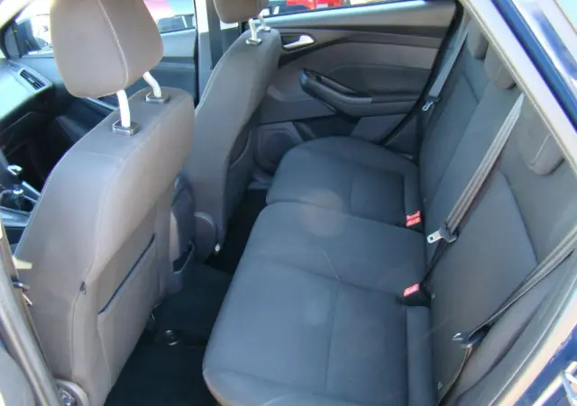 FORD Focus Turnier 1.5 TDCi DPF Start-Stopp-System Business