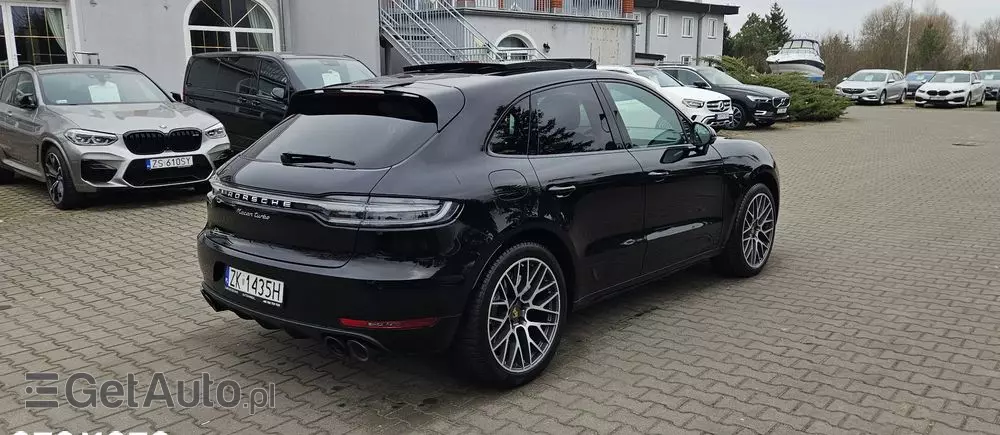 PORSCHE Macan Turbo