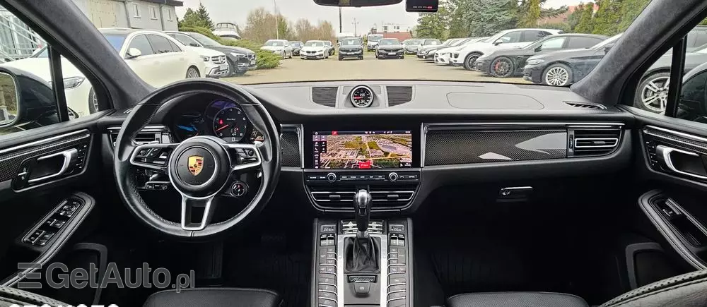 PORSCHE Macan Turbo