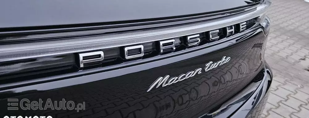 PORSCHE Macan Turbo