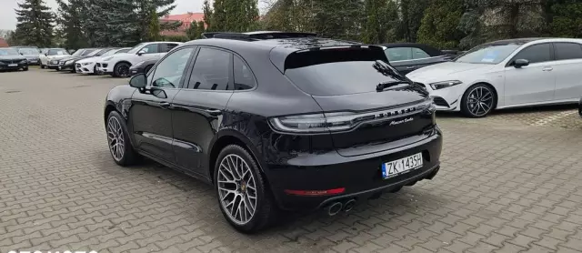 PORSCHE Macan Turbo