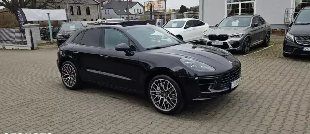PORSCHE Macan Turbo