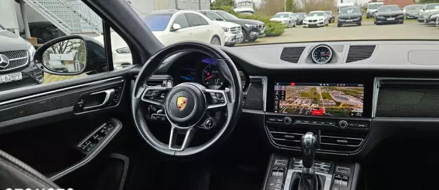 PORSCHE Macan Turbo