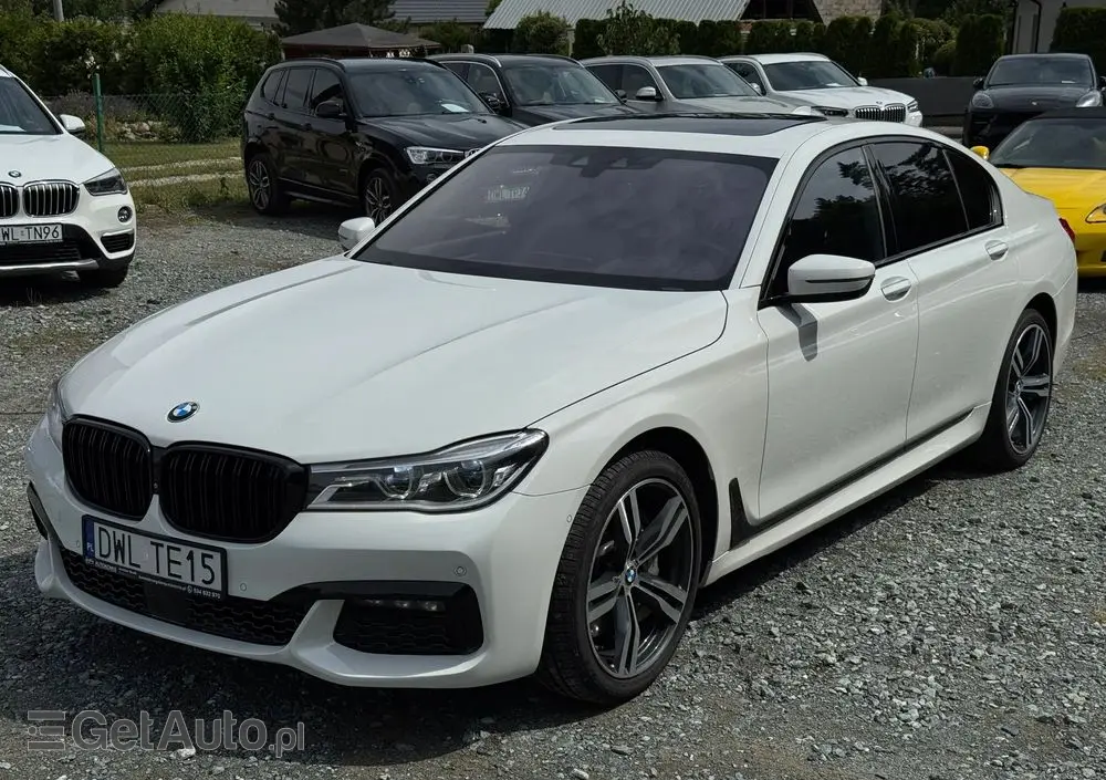 BMW Seria 7 750i xDrive