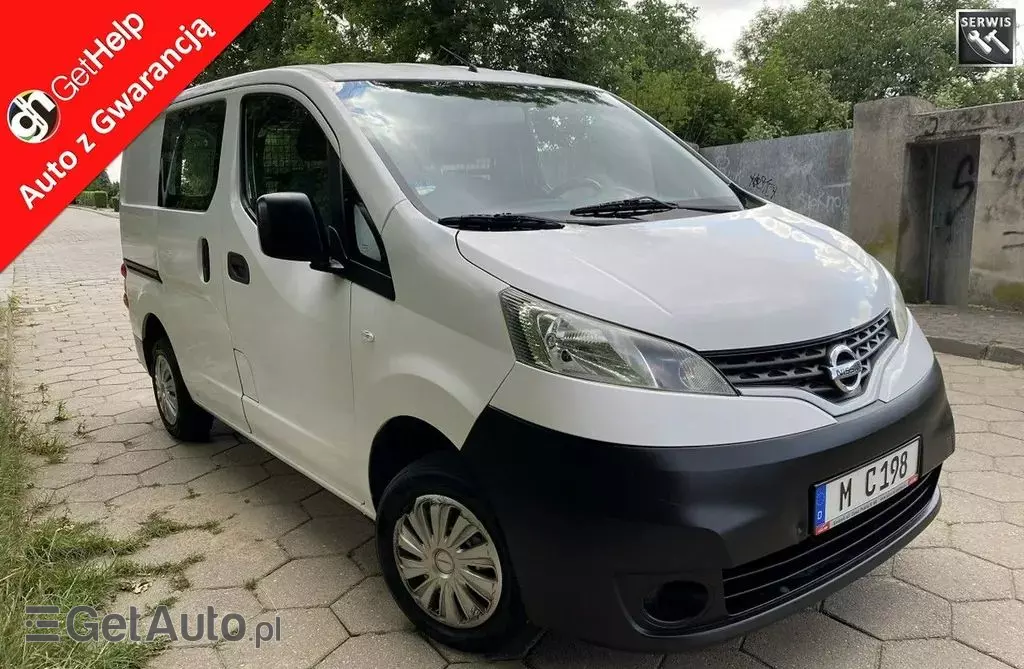 NISSAN NV200 