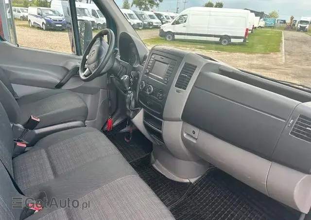 MERCEDES-BENZ Sprinter 516 