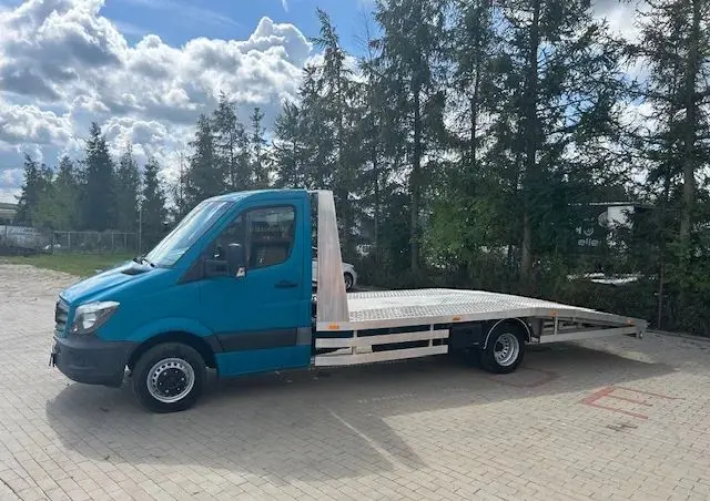 MERCEDES-BENZ Sprinter 516 