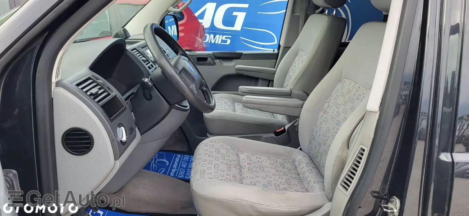 VOLKSWAGEN Transporter Multivan Comfortline