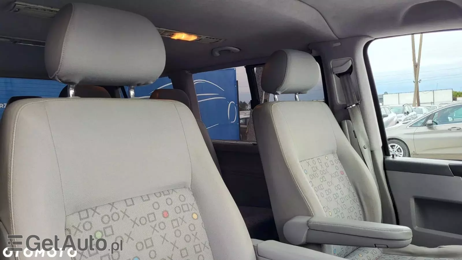 VOLKSWAGEN Transporter Multivan Comfortline