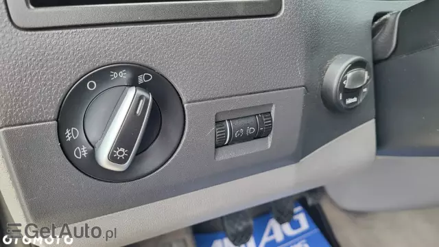 VOLKSWAGEN Transporter Multivan Comfortline