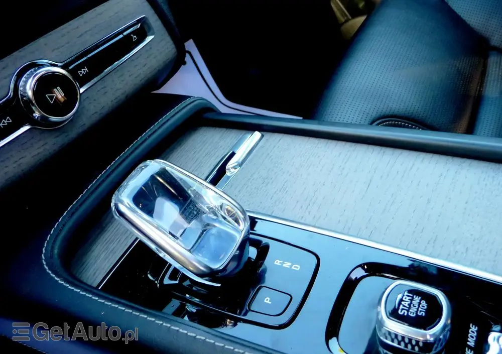 VOLVO XC 90 T8 AWD Plug-In Hybrid Inscription Expression 7os