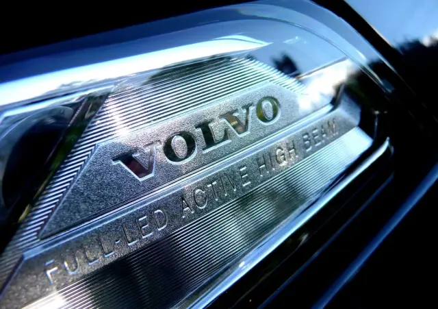 VOLVO XC 90 T8 AWD Plug-In Hybrid Inscription Expression 7os