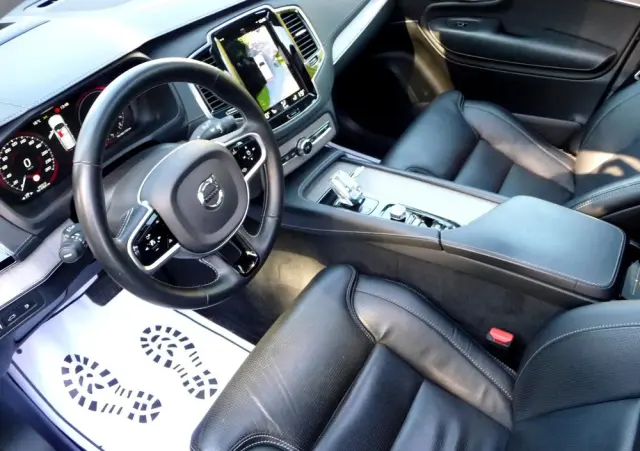 VOLVO XC 90 T8 AWD Plug-In Hybrid Inscription Expression 7os