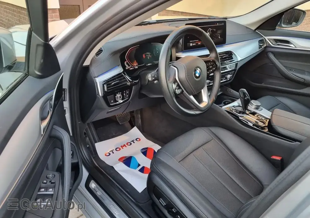 BMW Seria 5 530d Luxury Line