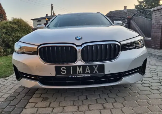 BMW Seria 5 530d Luxury Line