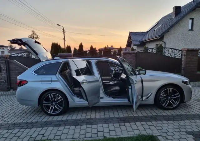BMW Seria 5 530d Luxury Line