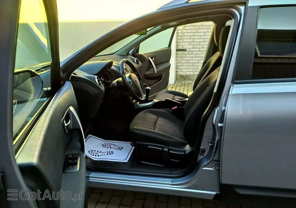 NISSAN Qashqai+2 1.6 Acenta