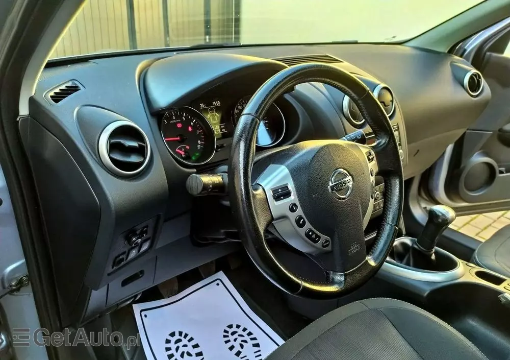 NISSAN Qashqai+2 1.6 Acenta