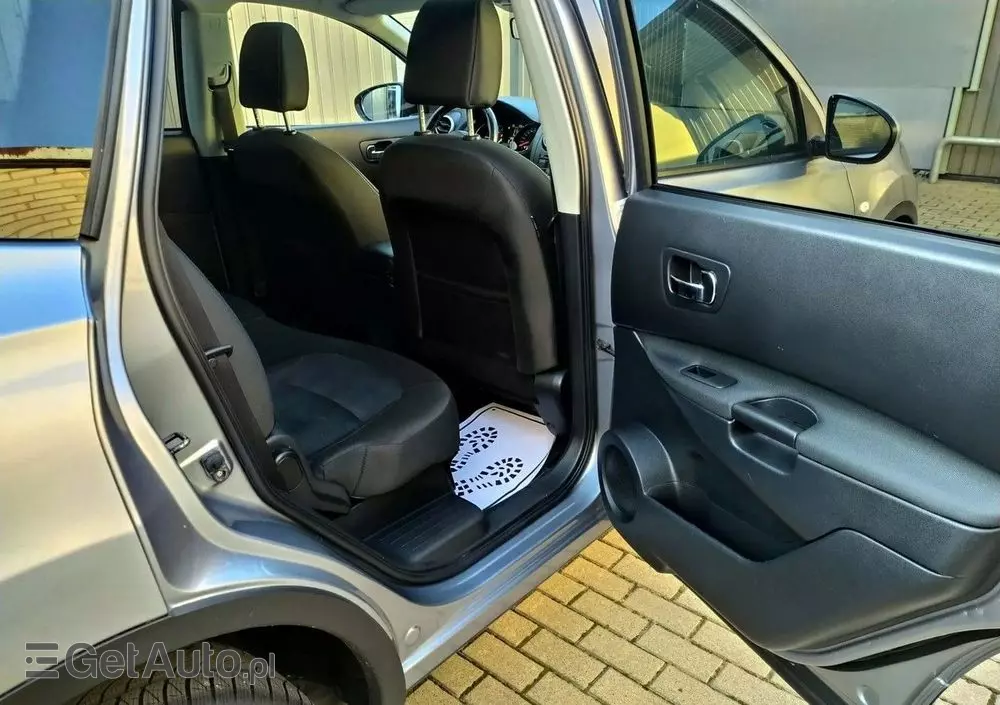 NISSAN Qashqai+2 1.6 Acenta