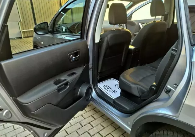 NISSAN Qashqai+2 1.6 Acenta