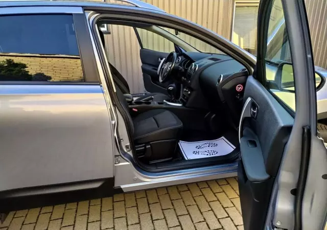 NISSAN Qashqai+2 1.6 Acenta