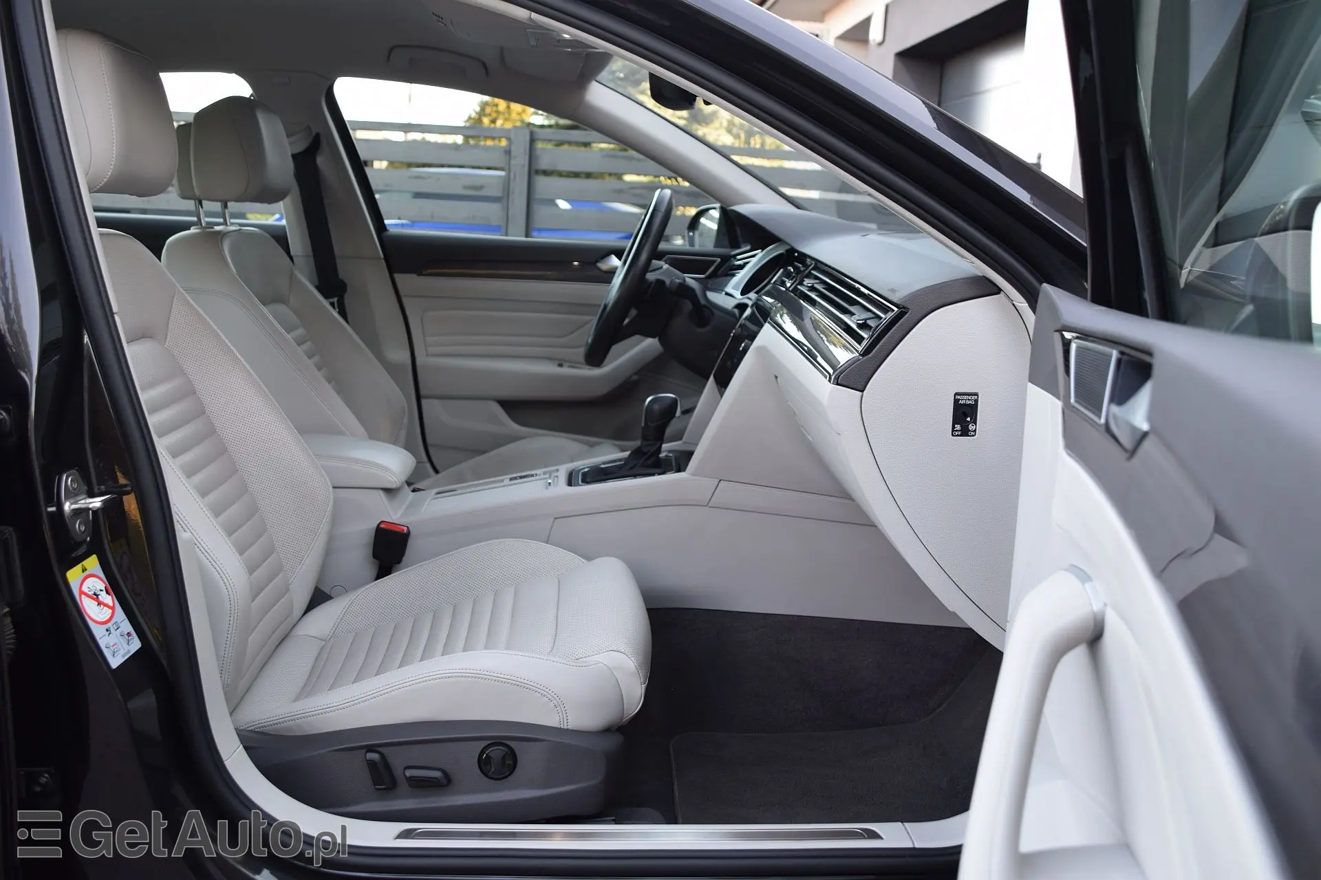 VOLKSWAGEN Passat Elegance 4MOTION DSG