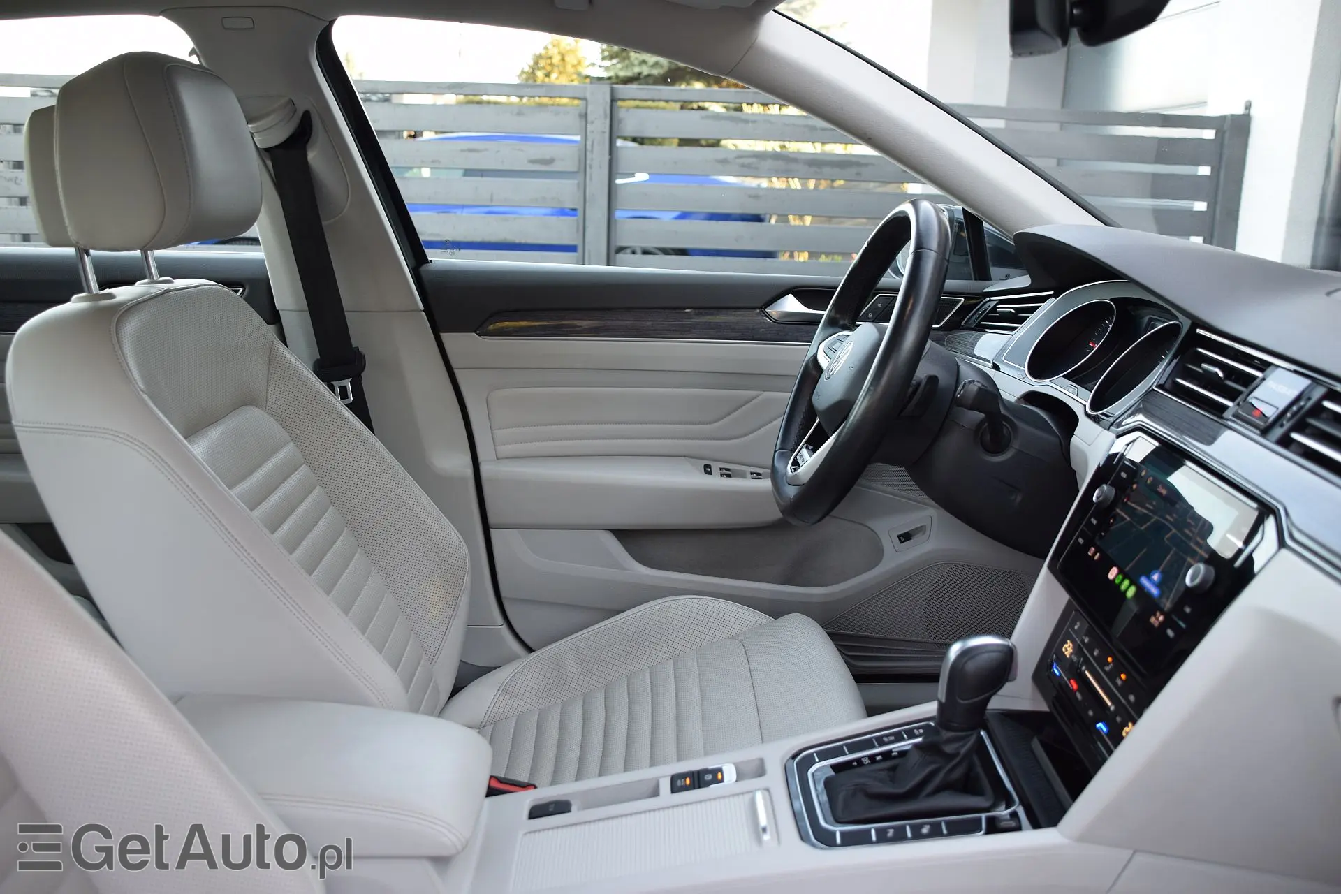 VOLKSWAGEN Passat Elegance 4MOTION DSG