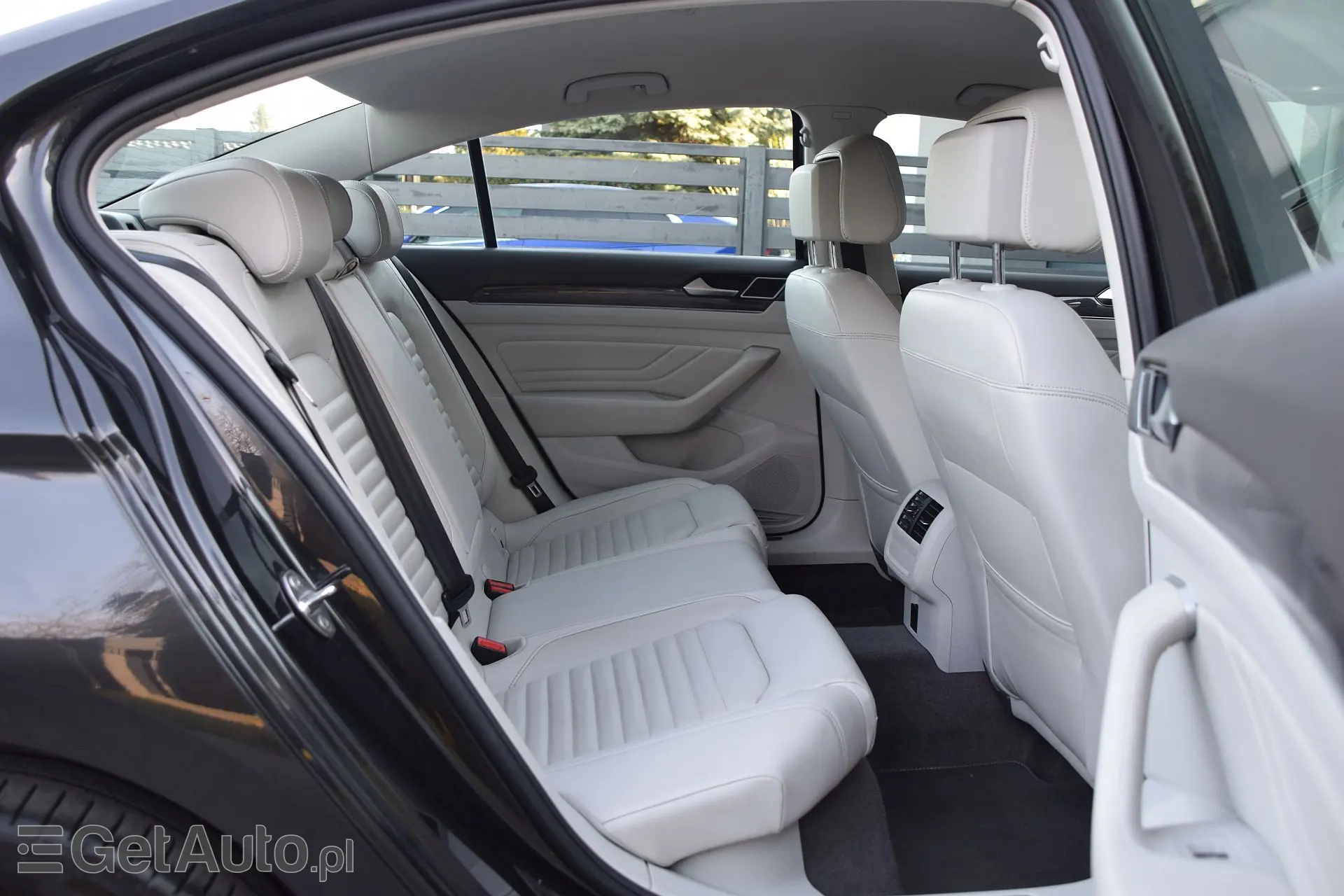 VOLKSWAGEN Passat Elegance 4MOTION DSG