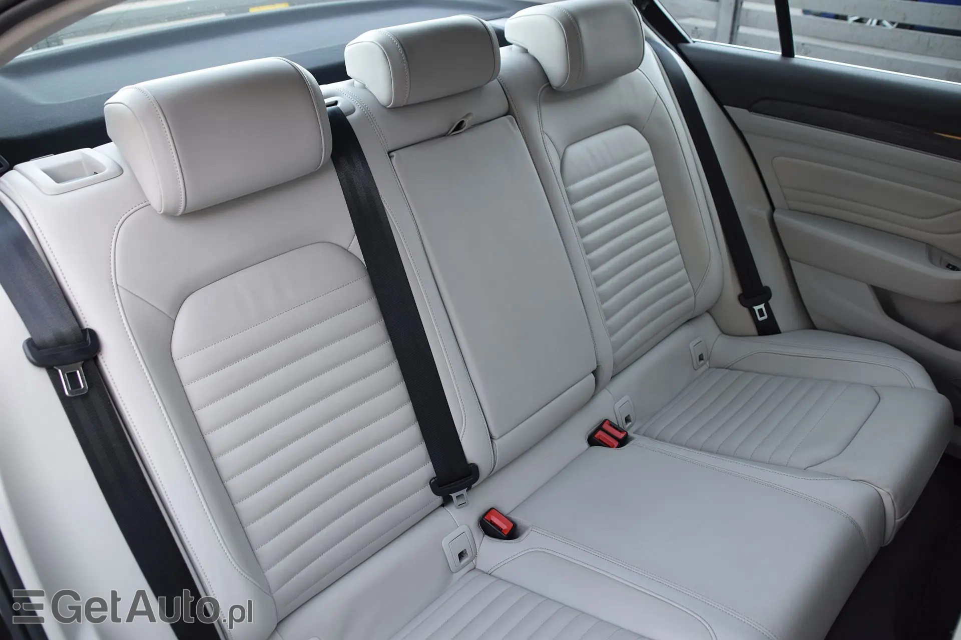 VOLKSWAGEN Passat Elegance 4MOTION DSG