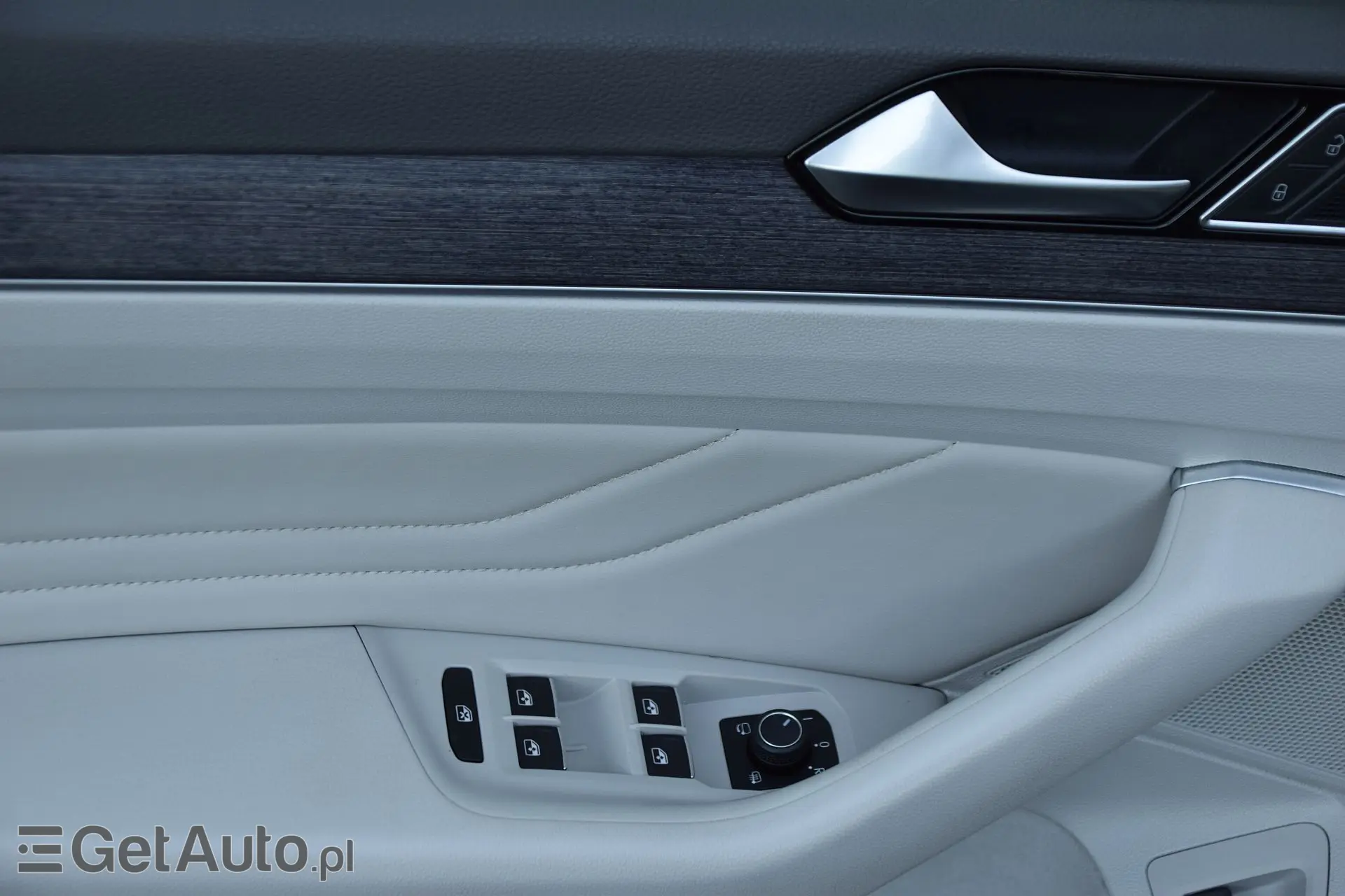 VOLKSWAGEN Passat Elegance 4MOTION DSG