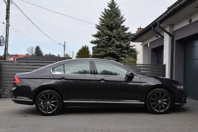 VOLKSWAGEN Passat Elegance 4MOTION DSG