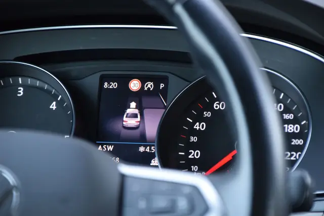 VOLKSWAGEN Passat Elegance 4MOTION DSG