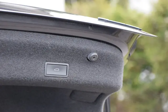 VOLKSWAGEN Passat Elegance 4MOTION DSG