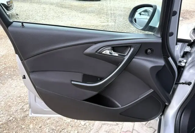 OPEL Astra 1.4 Selection